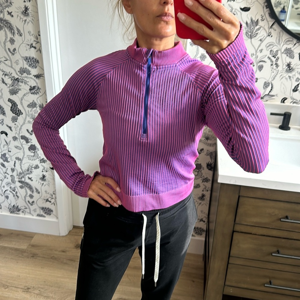 Lululemon long sleeve zip up top - size 6